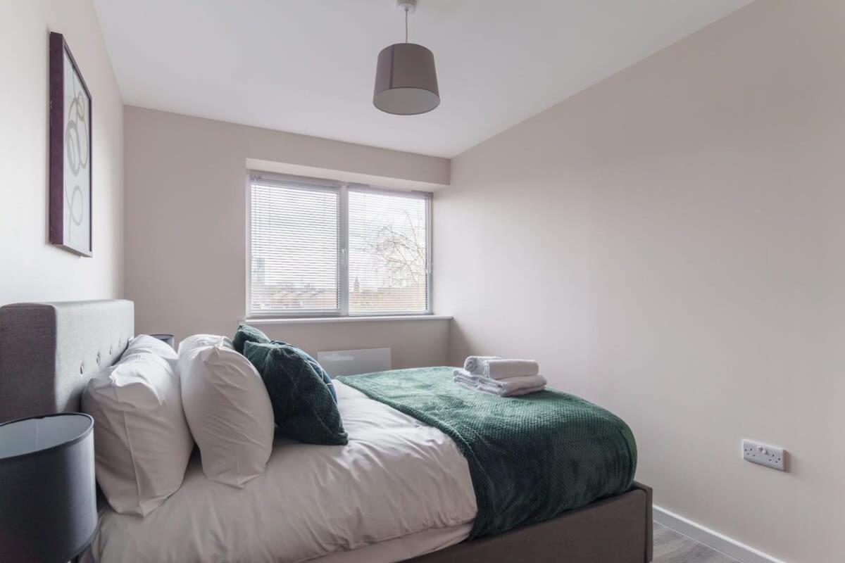 Bright 2 Bed Apartment Manchester - Sleeps 4 外观 照片